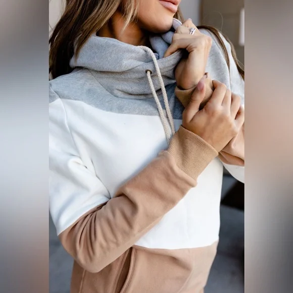 Ampersand Avenue Singlehood Sweatshirt Huntington Tri Color Size Medium - Picture 2 of 12